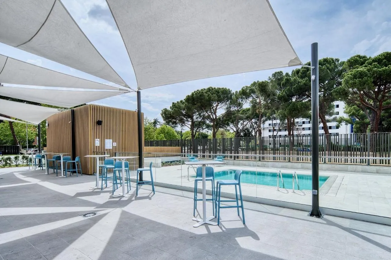 Hotel Holiday Inn Express - Madrid - Airport By Ihg